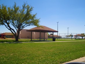 Lakeshore Village in San Angelo, TX - Building Photo - Building Photo