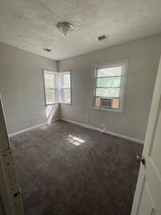 914 N 40th St in Omaha, NE - Building Photo - Building Photo