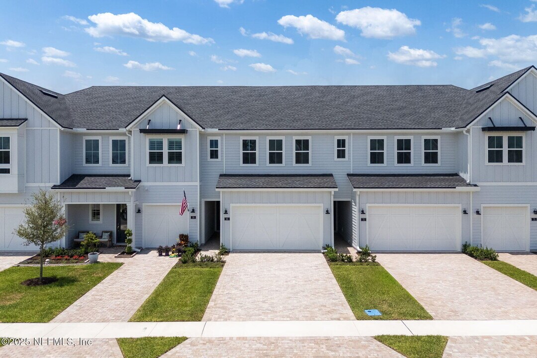 65 Delwood Wy in St. Augustine, FL - Building Photo