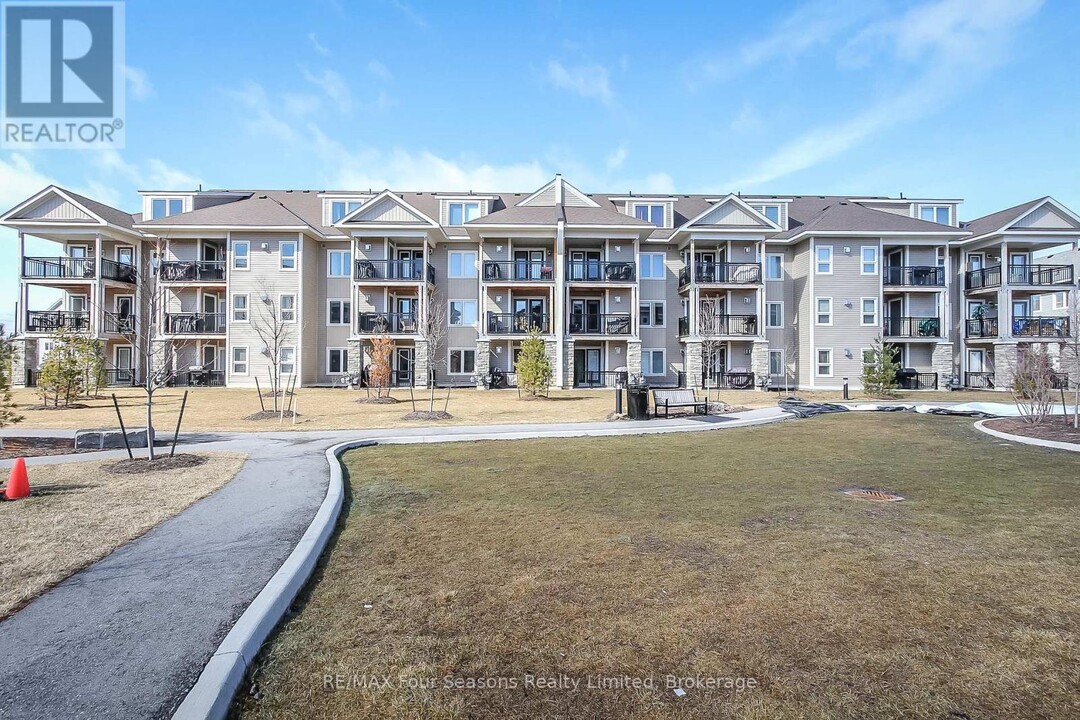 5-205 Anchorage Cres in Collingwood, ON - Building Photo