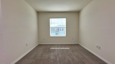 1570 Hubbell Rd in Wesley Chapel, FL - Building Photo - Building Photo