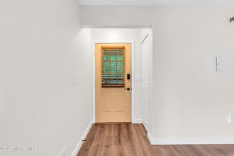 403 Sage Ct in Jackson Township, NJ - Foto de edificio - Building Photo