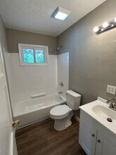 2211 Hazelton Ave in Dayton, OH - Building Photo - Building Photo