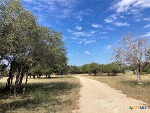1631 Purgatory Rd in New Braunfels, TX - Building Photo - Building Photo