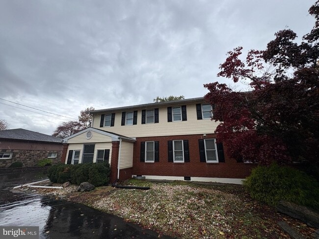 property at 50 US-130