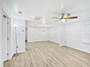 8611 Richmond Rd in Toano, VA - Building Photo - Building Photo
