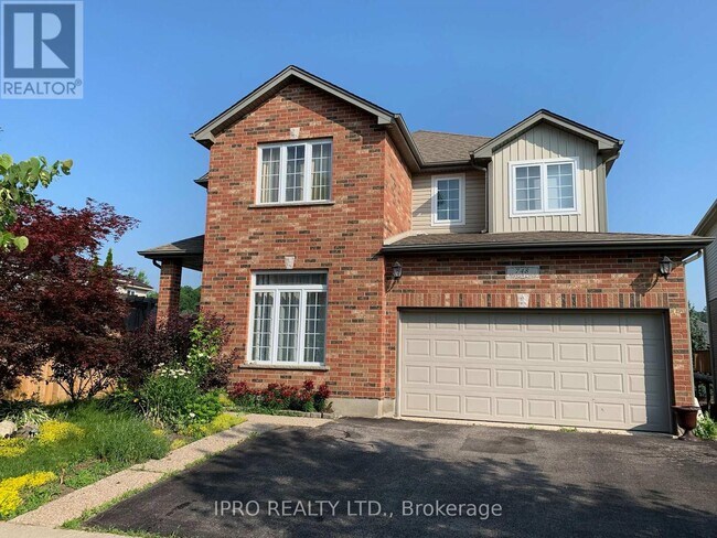 748 Munich Cir