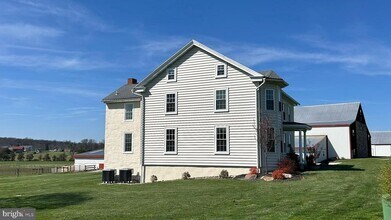 165 Ammon Rd in Elverson, PA - Building Photo - Building Photo