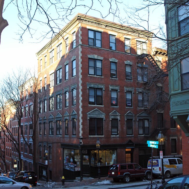 15 Revere St in Boston, MA - Building Photo - Building Photo