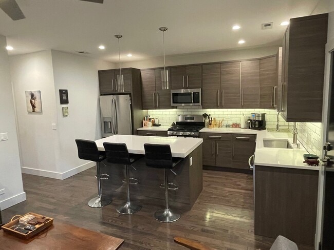 1835 N St Louis Ave in Chicago, IL - Building Photo - Building Photo