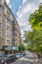884 Riverside Dr in New York, NY - Building Photo - Building Photo