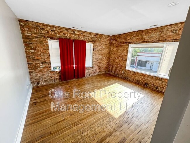 3400 Troost Ave in Kansas City, MO - Building Photo - Building Photo