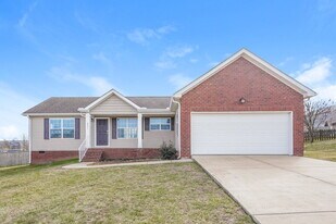 2003 Vancroft Cir in Spring Hill, TN - Building Photo