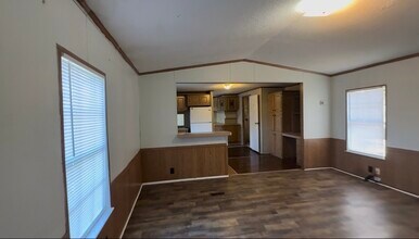 115 Mary Dr in Huntsville, TX - Building Photo - Building Photo