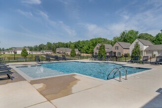 820 Stonebrook Ln in Tuscaloosa, AL - Building Photo - Building Photo