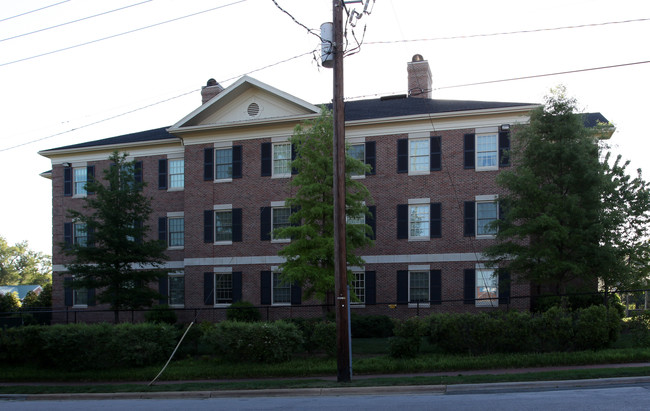 Bingham Residence Hall in Raleigh, NC - Building Photo - Building Photo