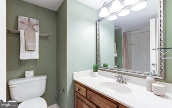 5505 Seminary Rd in Falls Church, VA - Building Photo - Building Photo