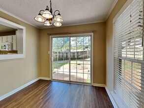 509 Stonecreek Dr in Apex, NC - Building Photo - Building Photo