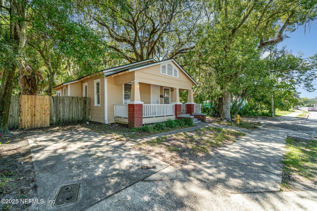 82 W 27th St in Jacksonville, FL - Building Photo - Building Photo