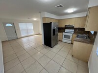 3923 NW 164th St in Miami Gardens, FL - Building Photo - Building Photo