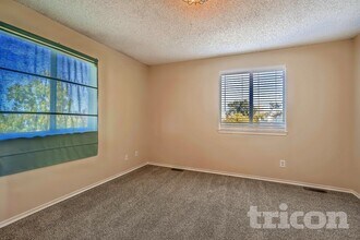 12155 Monaco Dr in Brighton, CO - Building Photo - Building Photo