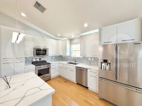 5210 W Jupiter Way N in Chandler, AZ - Building Photo - Building Photo