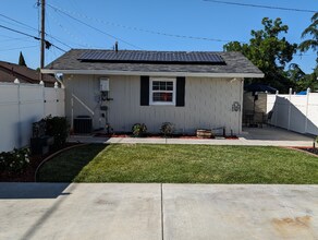 210 4th St in Orland, CA - Building Photo - Building Photo