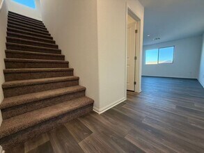 5964 Swift Lariat St in Las Vegas, NV - Building Photo - Building Photo