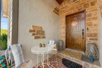 710 Hilltop Vista Rd in Reeds Spring, MO - Building Photo - Building Photo