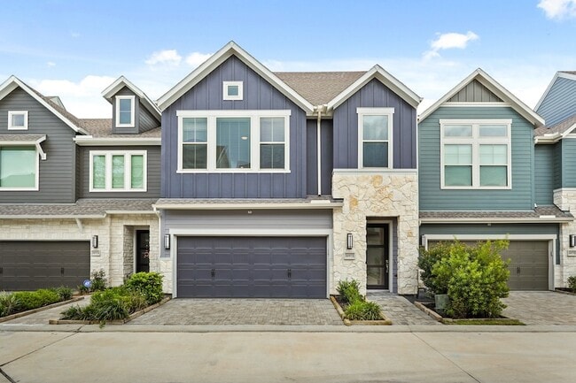 property at 10972 Hewitt Cliff Ln