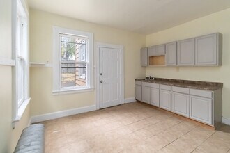 24 Wheeler St in Montclair, NJ - Building Photo - Building Photo