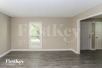 7718 Blythwood Ln in Charlotte, NC - Building Photo - Building Photo