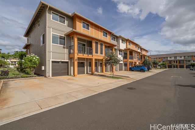 91-3575-3575 Kauluakoko St in Ewa Beach, HI - Building Photo - Building Photo