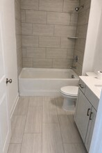 614 Grove Glen Ct in Sugar Hill, GA - Building Photo - Building Photo