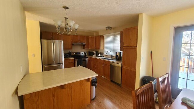 9710-9771 71 Ave in Grande Prairie, AB - Building Photo - Building Photo