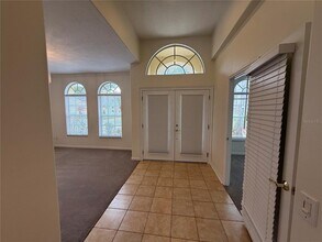 8132 Brinegar Cir in Tampa, FL - Building Photo - Building Photo