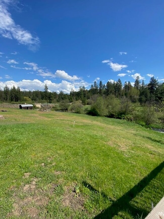 25315 N North Rd in Colbert, WA - Building Photo - Building Photo