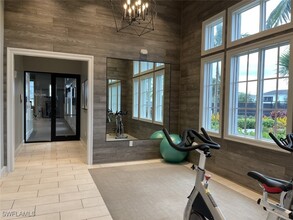 9213 Cayman Dr in Naples, FL - Building Photo - Building Photo