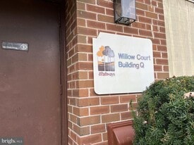 9921 Bustleton Ave in Philadelphia, PA - Building Photo