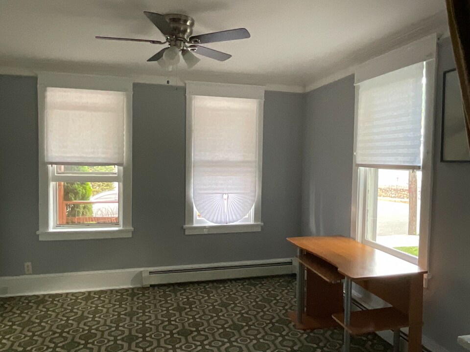 51 Maple Ave, Unit 2 in Rockaway, NJ - Building Photo