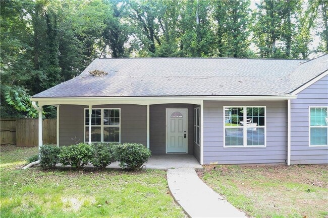 property at 5141 Farm Pl Dr NE