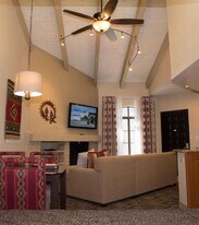 6302 E Camelback Rd in Scottsdale, AZ - Building Photo