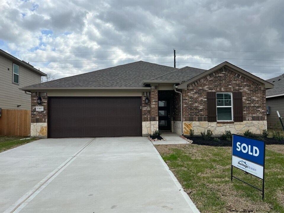 13107 Everpine Trl in Tomball, TX - Building Photo