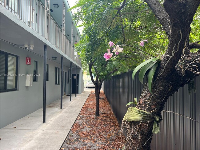 421 SW 6th St in Miami, FL - Building Photo - Building Photo