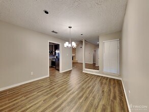 15614 Fox Springs Dr in Houston, TX - Building Photo - Building Photo
