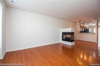 1404 Raliegh Pl in Troy, MI - Building Photo - Building Photo