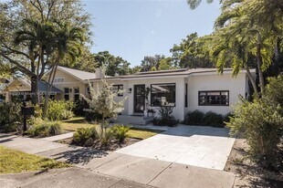 56 NE 46th St in Miami, FL - Building Photo - Building Photo