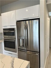 10347 NW 64th Ln in Doral, FL - Building Photo - Building Photo