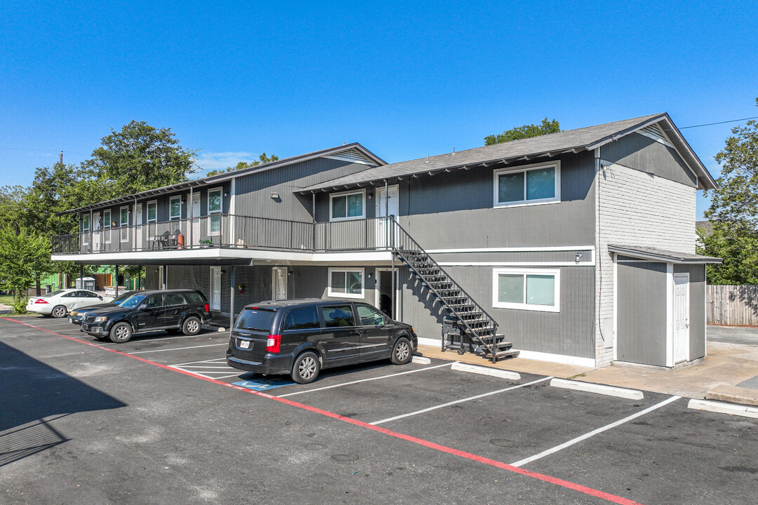 Legacy Apartments in Sherman, TX - Foto de edificio