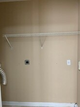 449 Dabney Dr in Lexington, KY - Building Photo - Building Photo